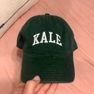 Kale hat